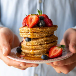 Υγιεινά Pancakes Βρώμης Χωρίς Ζάχαρη (5 υλικά)