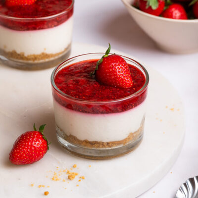 Πρωτεϊνικό Cheesecake στο Ποτήρι με Cottage Cheese (13 γρ. πρωτεΐνης)