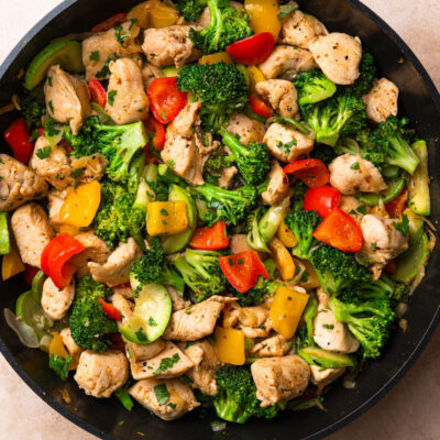 Κοτόπουλο με Λαχανικά στο Τηγάνι σε 15′