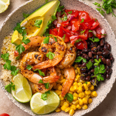 Μεξικάνικο Μπολ με Γαρίδες, Κινόα, Φασόλια κι Αβοκάντο