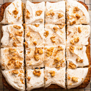 Carrot Cake με Αλεύρι Βρώμης & Frosting από Cottage Cheese (χωρίς ζάχαρη)