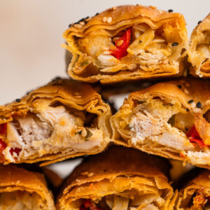 Εύκολη Κοτόπιτα σε Μπαστούνια